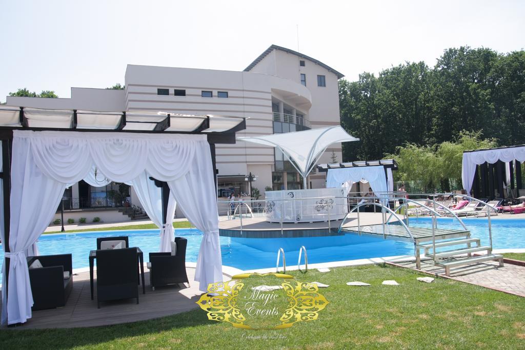 Hotel Magic Gt Trivale Пітешть Екстер'єр фото